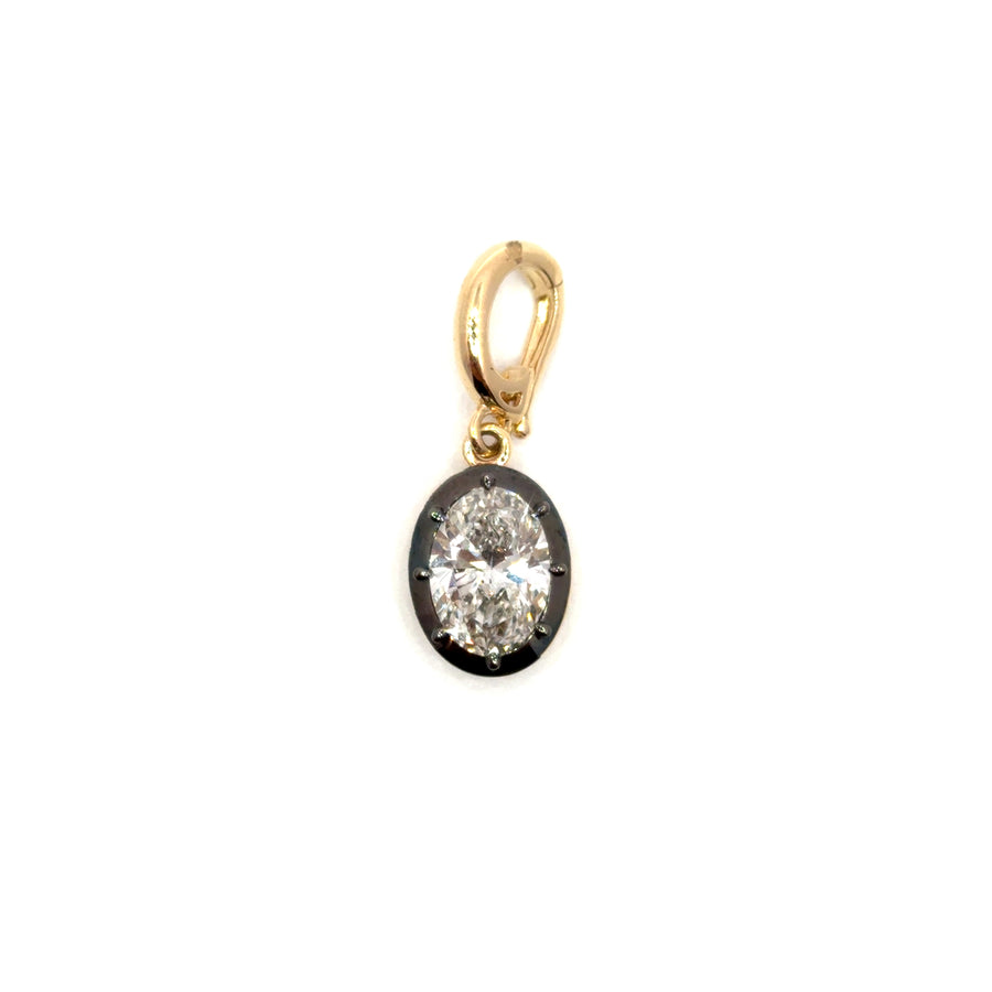 TÖI CHARM OVAL DIAMOND
